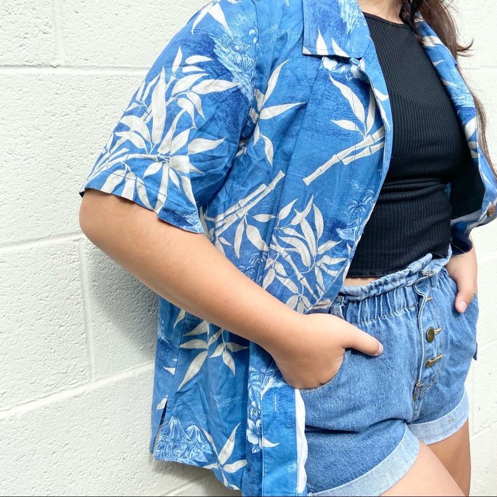 Vintage Blue Hawaiian Print Top